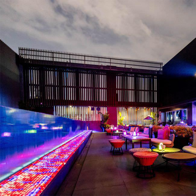 چگونه یک استخر اکریلیک بسازیم؟ کارخانه اکریلیک لیو