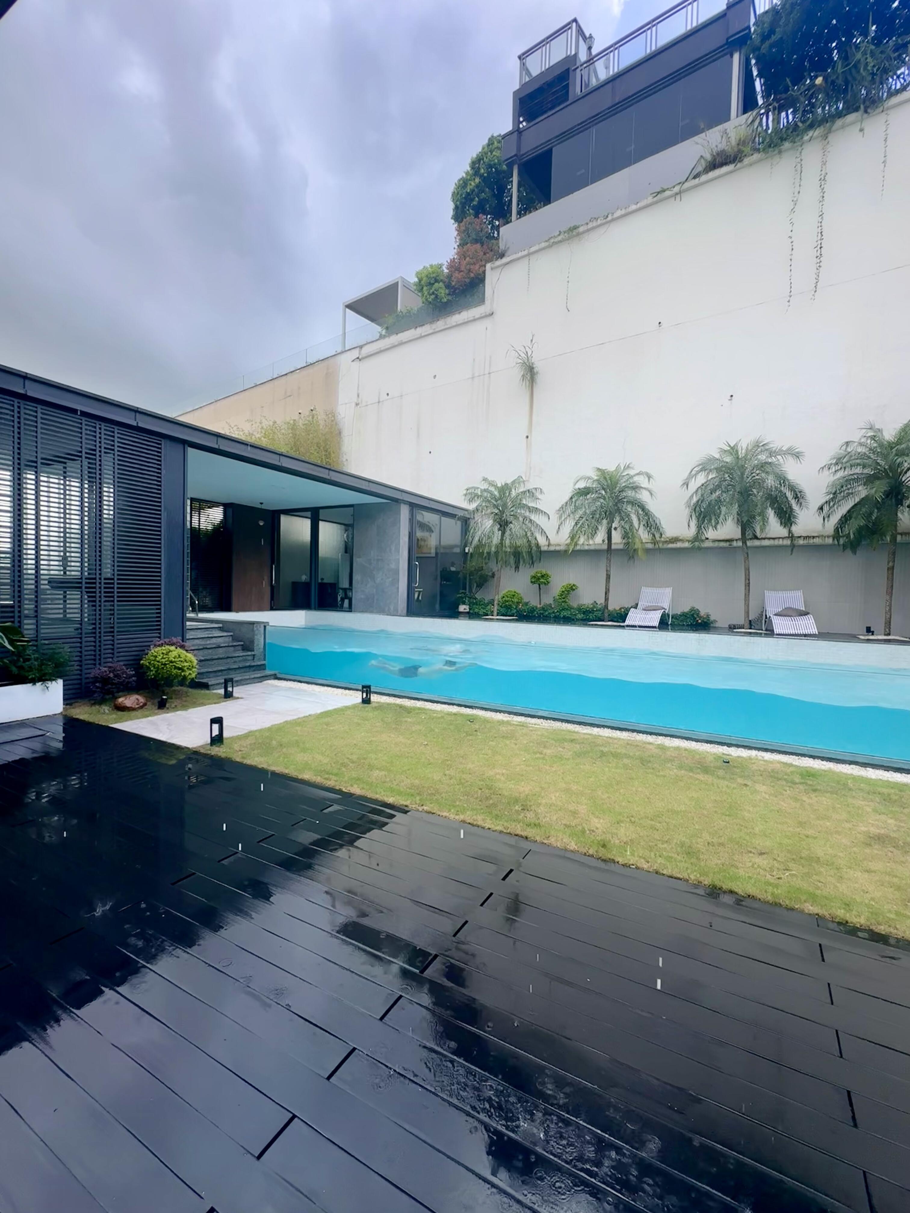 S&ecirc;wiran&ecirc;n Hewza Akryl&icirc;k a Xwest&icirc;: P&ucirc;&ccedil;ika Nek&ecirc;şbariya Xweser