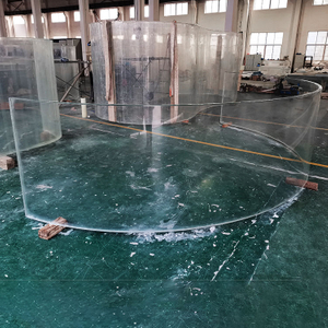 ጥምዝ፣ እንከን የለሽ፣ ደፋር፡ ለህልምህ የመዋኛ ቅርጽ ብጁ acrylic panels