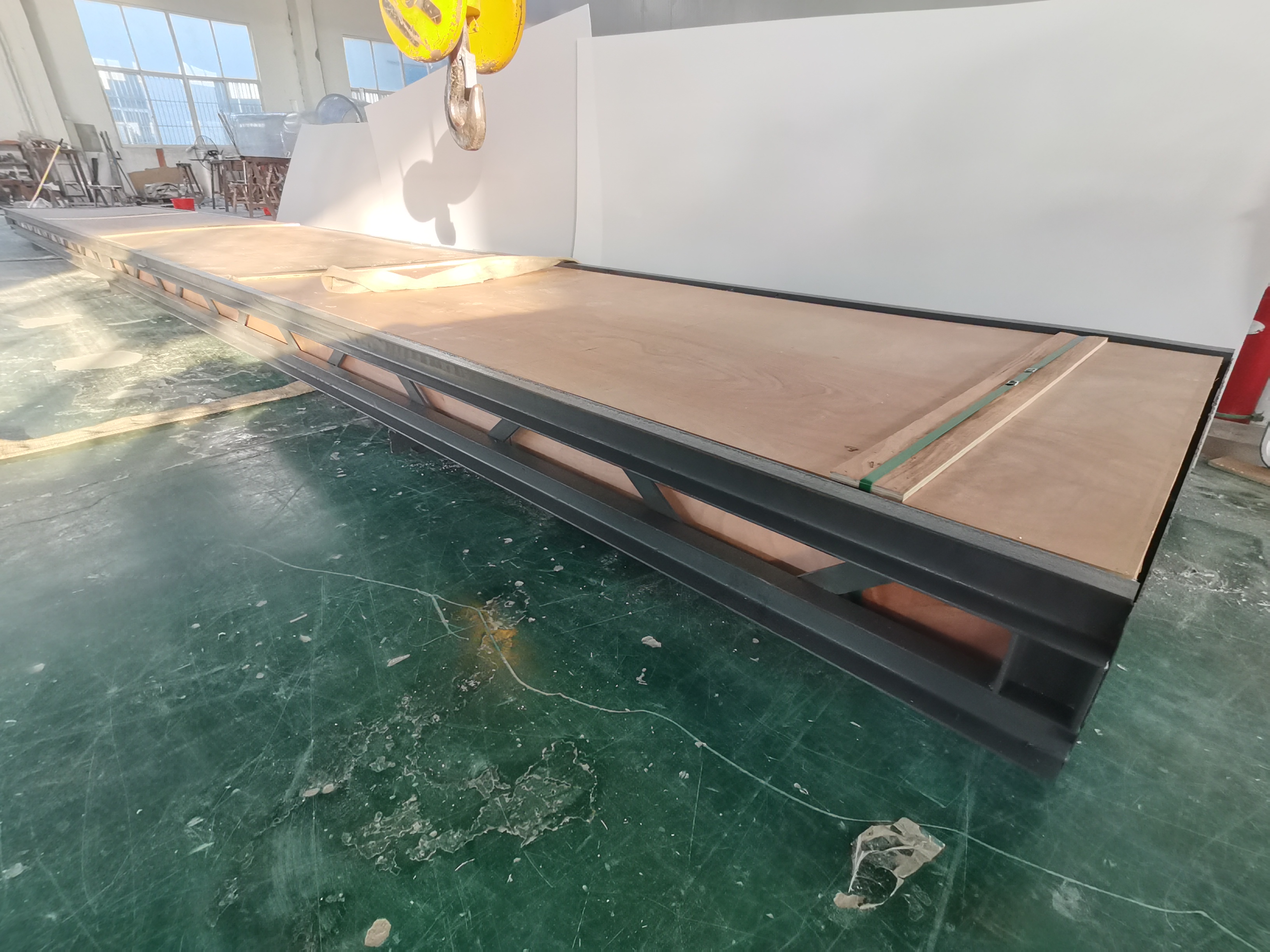 A Leyu akril akril ablakt&aacute;bl&aacute;kat biztos&iacute;that - Leyu