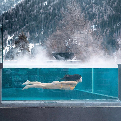 Kh&aacute;m ph&aacute; bể bơi c&oacute; tấm acrylic ngo&agrave;i trời để b&aacute;n - LEYU