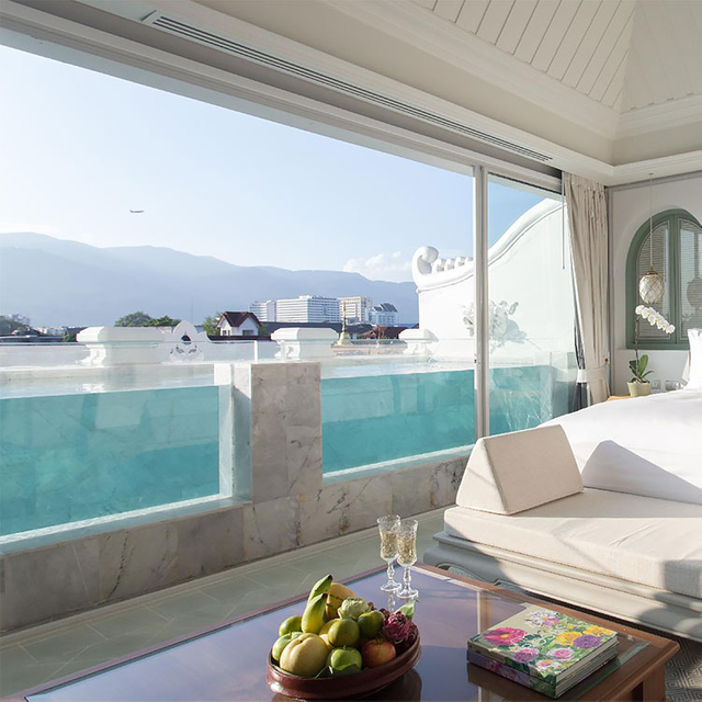 Embracing the Future: 2025 Akryl swimmingpool i Mellem&oslash;sten