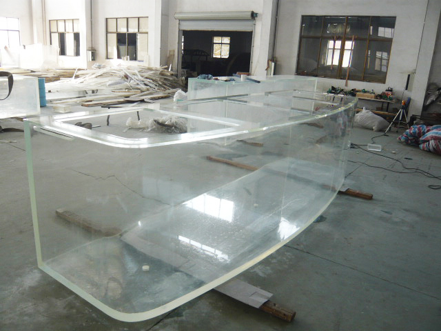 Ch&uacute;ng t&ocirc;i c&oacute; thể cung cấp sản xuất v&agrave; lắp đặt bể c&aacute; acrylic hồ c&aacute; lớn - Leyu