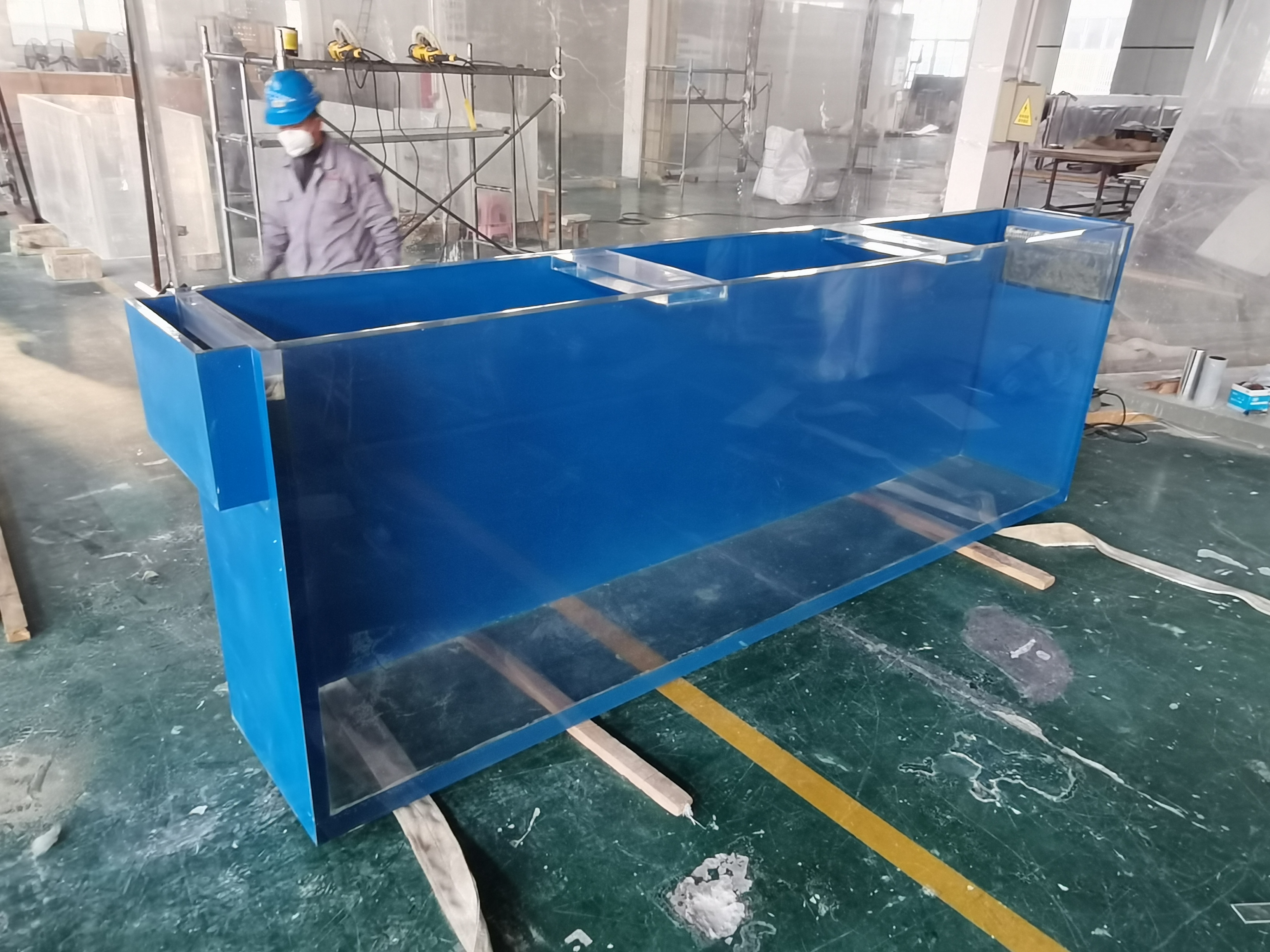 Professionelle Hersteller und Erbauer von kundenspezifischen Acrylaquarien – Leyu 