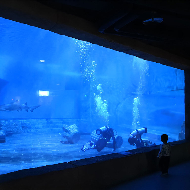 Leyu akryyli on yksi Kiinan suosituimmista akryyliikkunoiden valmistajista - leyu